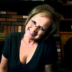 Meet your Posher, Jules